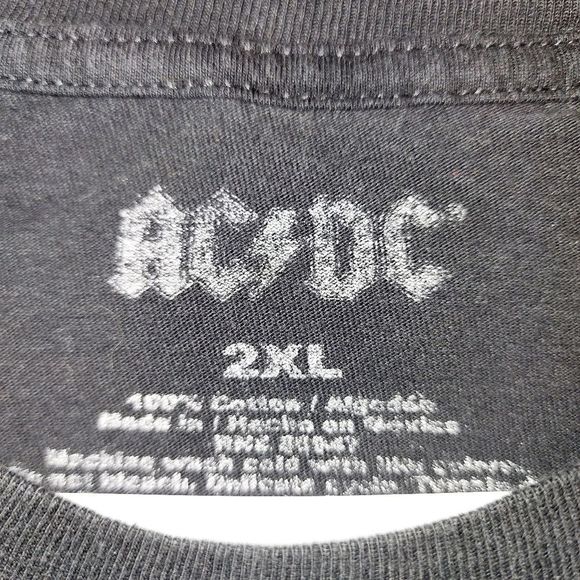 AC DC Back in Black Concert Tee 2XL - Picture 3 of 3